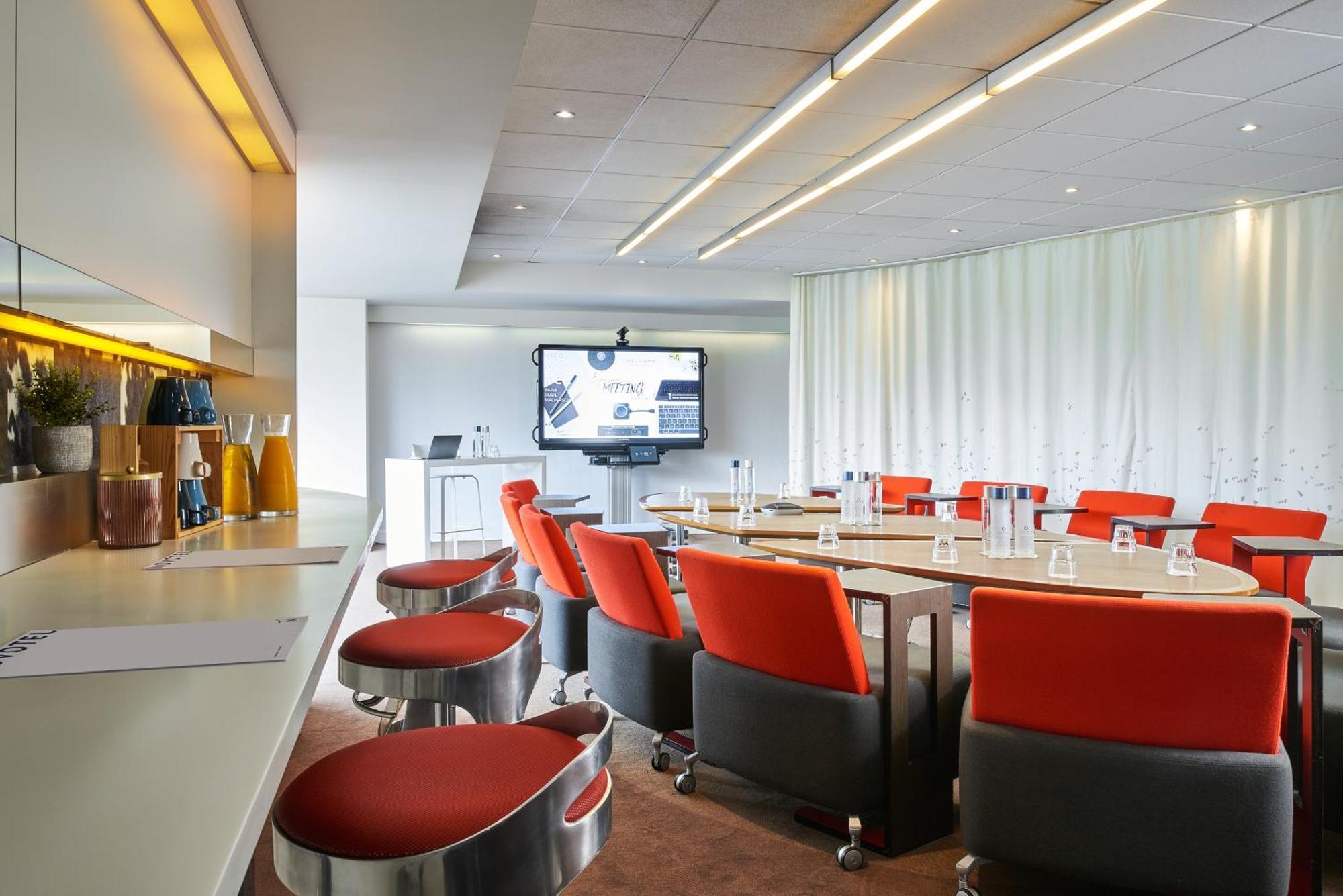 Novotel Paris Malmaison 4* Rueil-Malmaison