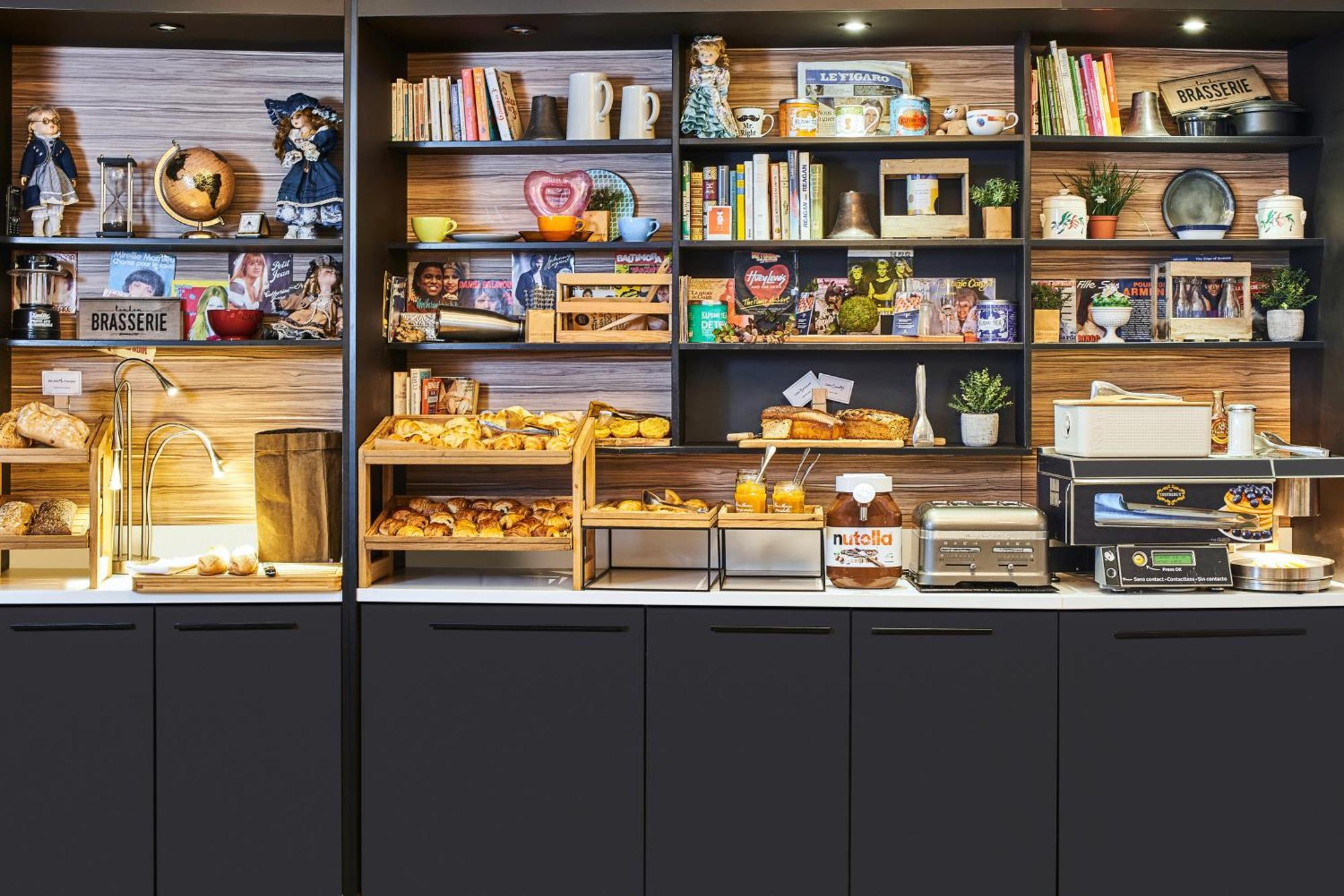 Novotel Paris Malmaison Hotel 4*