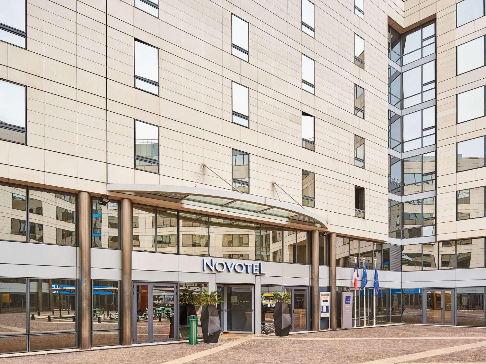Novotel Paris Malmaison Hotel